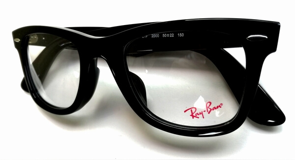 レイバンウェイファーラメガネはコレ！RX5121F（RB5121F）サイズや型番、購入方法を解説